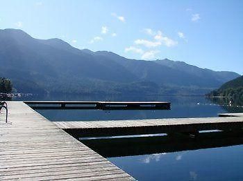 ホテルCabins And Campground At Cultus Lake Park チリワック エクステリア 写真