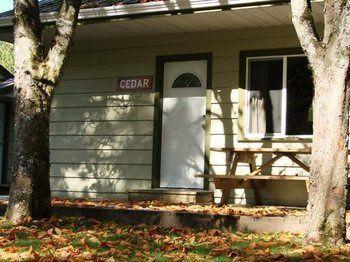 ホテルCabins And Campground At Cultus Lake Park チリワック エクステリア 写真